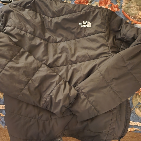 Womens The northface coat - Picture 3 of 3